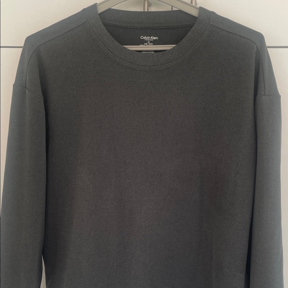 Calvin Klein Charcoal Gray Long Sleeve Loungewear Sleep Top M NWOT